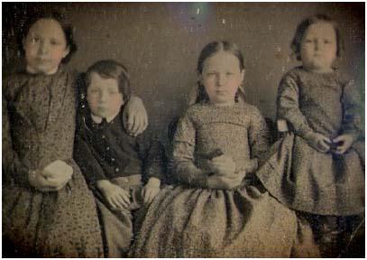 Četru bērnu dagerotipija... Autors: Lestets Retas 1850-to gadu fotogrāfijas