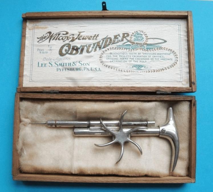 Zobārsta scaronļirce 1905... Autors: Zibenzellis69 30 pagātnes medicīniskās ierīces un instrumenti, kuri izkatās nedaudz biedējoši