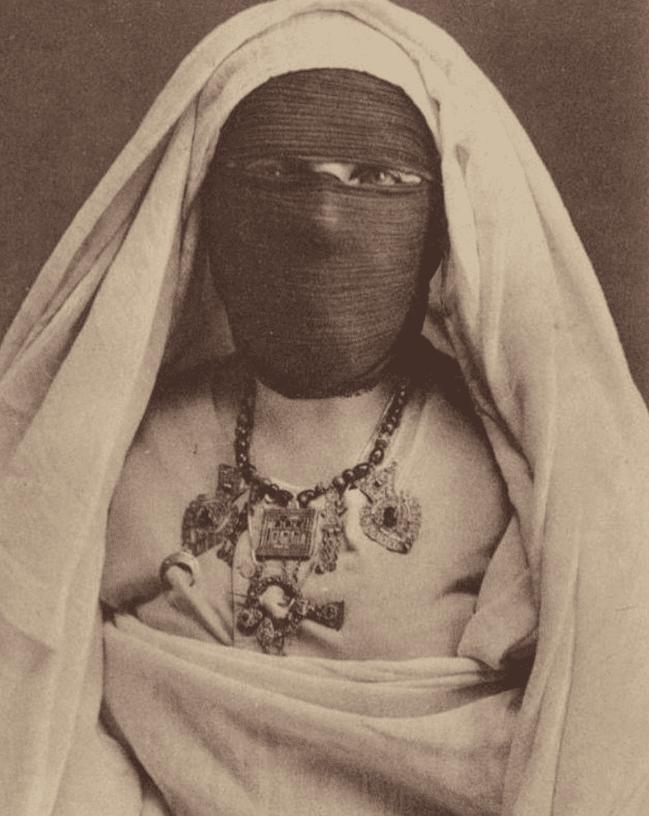 Sena fotogrāfija ar arābu... Autors: Zibenzellis69 Noslēpumainas pagātnes foto, kuras skatoties tu varī vairāk uzināt ko jaunu