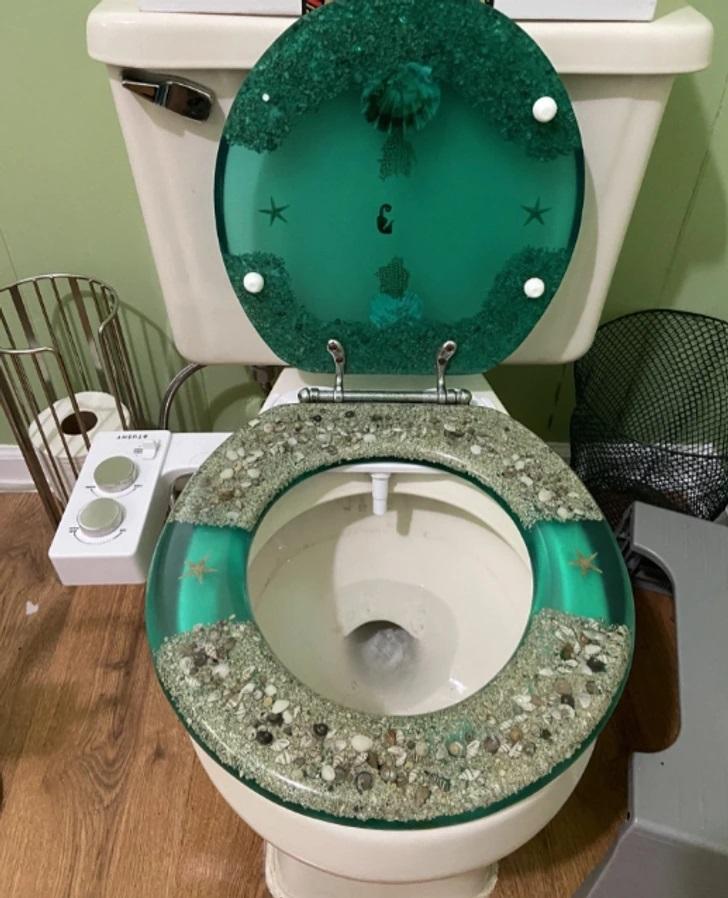 Pavisam dīvains tualetes poda... Autors: Lestets 20 dīvaini skati, ko katru dienu neieraudzīsi