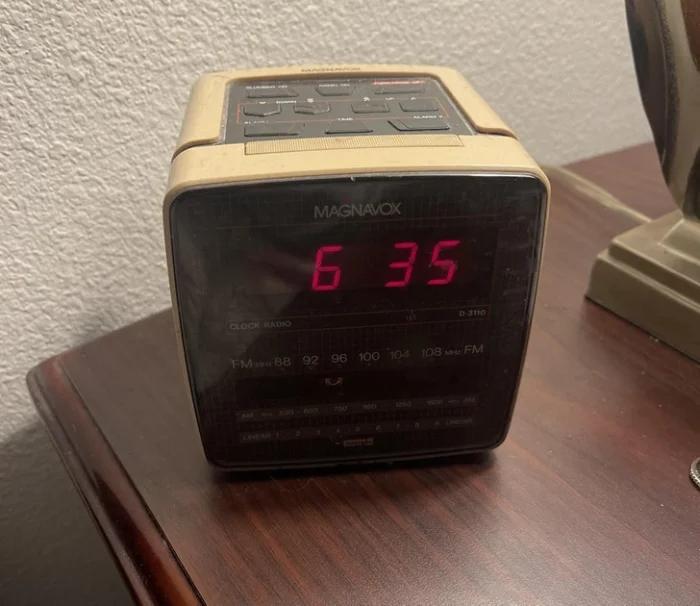 quotModinātājpulkstenis ko... Autors: Zibenzellis69 Ierīces un priekšmeti, kas kalpo gadiem ilgi un vēl tik ātri nesalūzīs