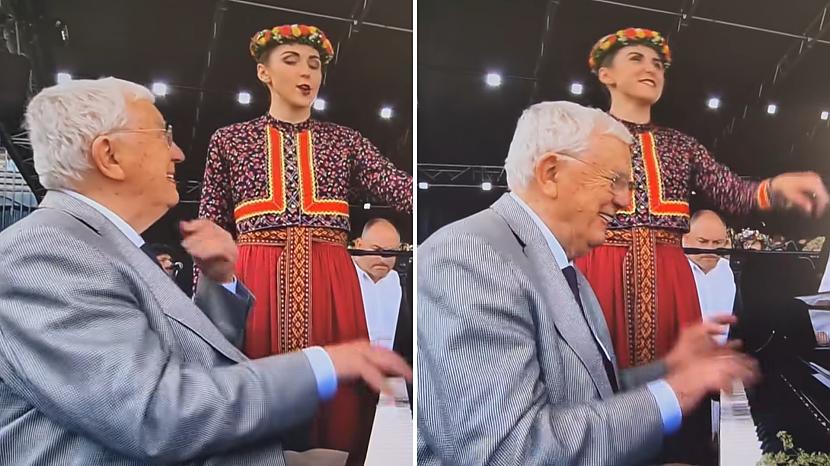 Īsajā video fragmentā ar kuru... Autors: matilde Interneta hits: Maestro Raimonds Pauls amzierējas koncerta laikā