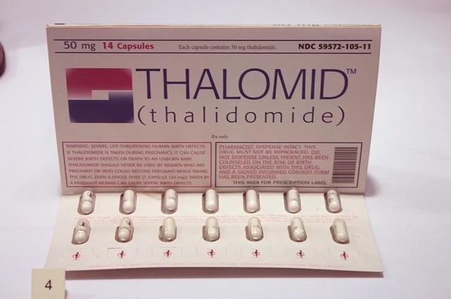 Talidomīds  httpsieejlv1H0le20... Autors: Zibenzellis69 20 neparastas un pat biedējošas medicīnas ierīces un procedūras no pagātnes